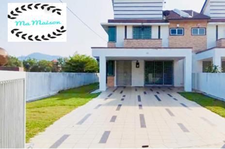 Sri Manjung Ma Maison Homestay Lumut Exterior foto